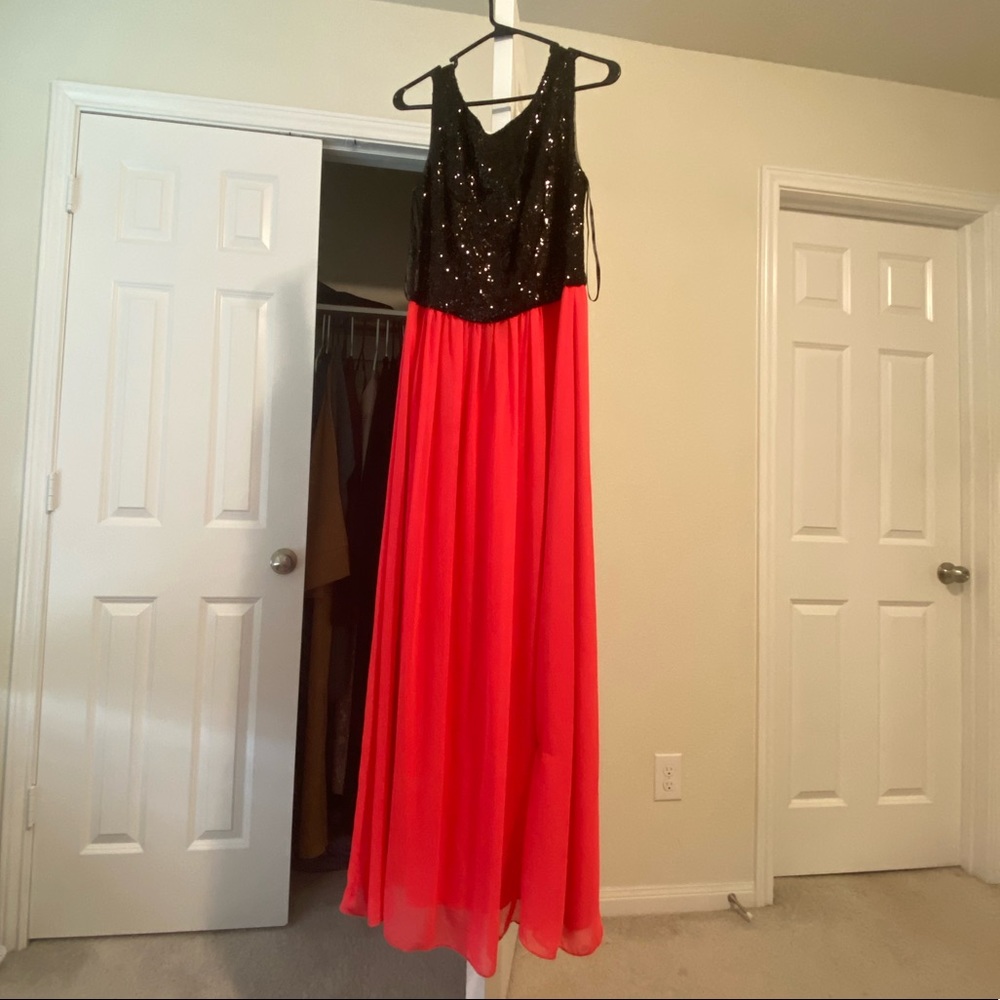 Black and pink formal maxi dress sleeveless
